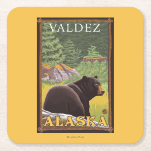 Svart björn i skogen - Valdez, Alaska Underlägg Papper Kvadrat