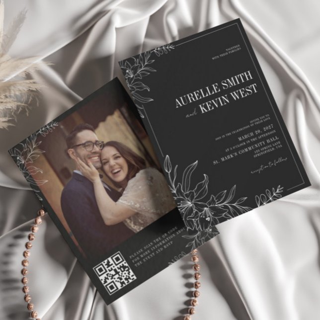Svart Blommig Rustik Elegant Foto Bak QR Bröllop Inbjudningar (Skapare uppladdad)
