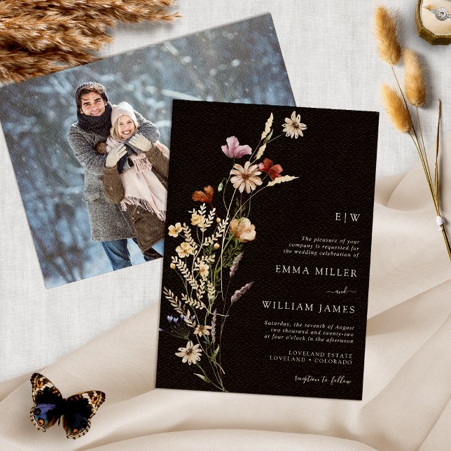 Svart boho bröllopsinbjudan med foto inbjudningar (Photo Black Boho Watercolor Wildflower Wedding Invitation by Painted Paperie
)