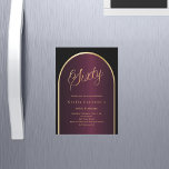 Svart burgundy guld arch-lyx 60-årsdag magnetisk inbjudningskort<br><div class="desc">En elegant magnetisk 60-årsinbjudan. En svart och grumlig bakgrund med en gyllene båge på framsidan.</div>