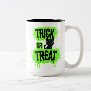 Svart Cat Halloween Bus eller godis Neon spooky gi Två-Tonad Mugg