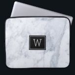 Svart dekorfärg med lätt Grått-marmor Struktur Laptop Fodral<br><div class="desc">Elegantens bild av grått marble stone struktur med svarta accents. Anpassade monogram.</div>