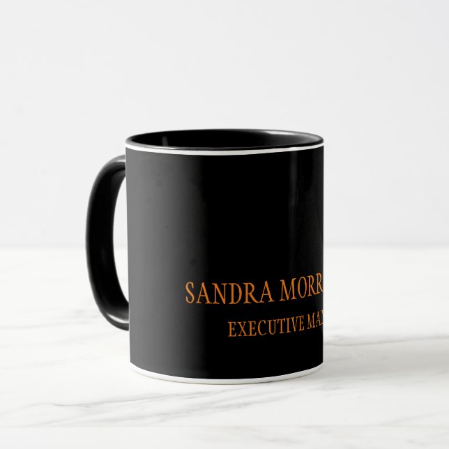 Svart ditt namn - minimalistisk privat modern mugg (Framsida vänster)