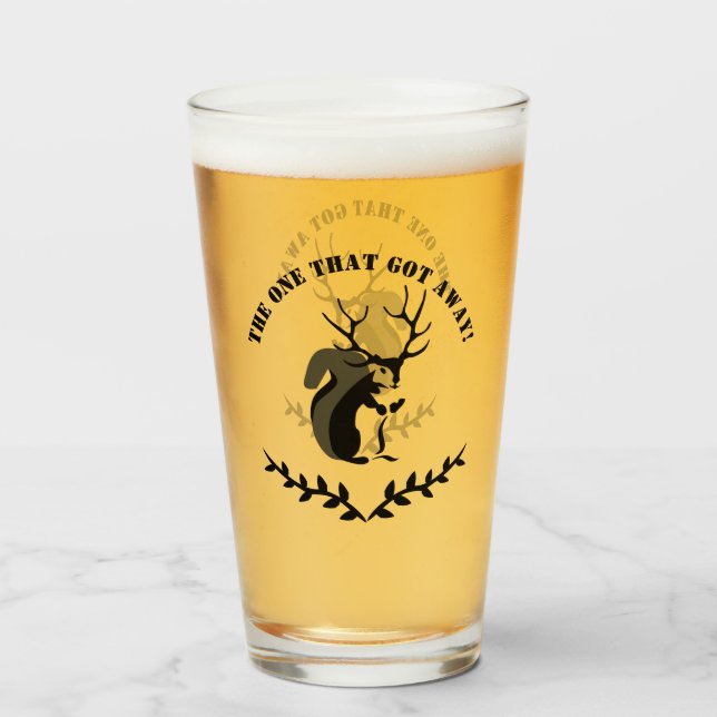 Svart ekorre med tio punkters Antler Glaskopp (Framsida fylld)