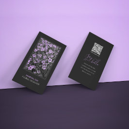 Svart elegant blomsterkort med QR-kod Visitkort