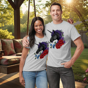 Svart enhörning lila midnatsträdgårdsblommor t shirt