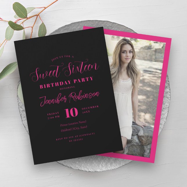 Svart, enkel Shock rosa-fotogodis 16 sexton Inbjudningar (Simple Hot Pink Black Photo Sweet 16 Sixteen Invitation)