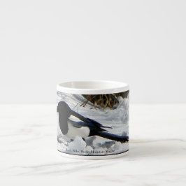 Svart fakturerad stenig mugg för bergskataespresso espressomugg