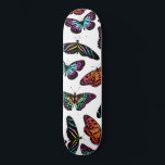 Svart färgade fjärilar, vattenfärg, Mönster Mini Skateboard Bräda 18,5 Cm<br><div class="desc">Denna moderna, artsy och coola mönster är perfekt för trendiget och snyggten. Den har en handmålad, färgstark nyans (rosa, blått, grönt, gult, orange, teal) och svart fjäril mönster ovanpå en enkel vit bakgrund. Det är gigantiskt, elegant, bohemi och söt.***ANMÄRKNING OM VIKTIG UTFORMNING: Om du vill ha en anpassad design-begäran, till...</div>