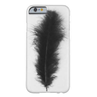 Svart fjäder barely there iPhone 6 skal