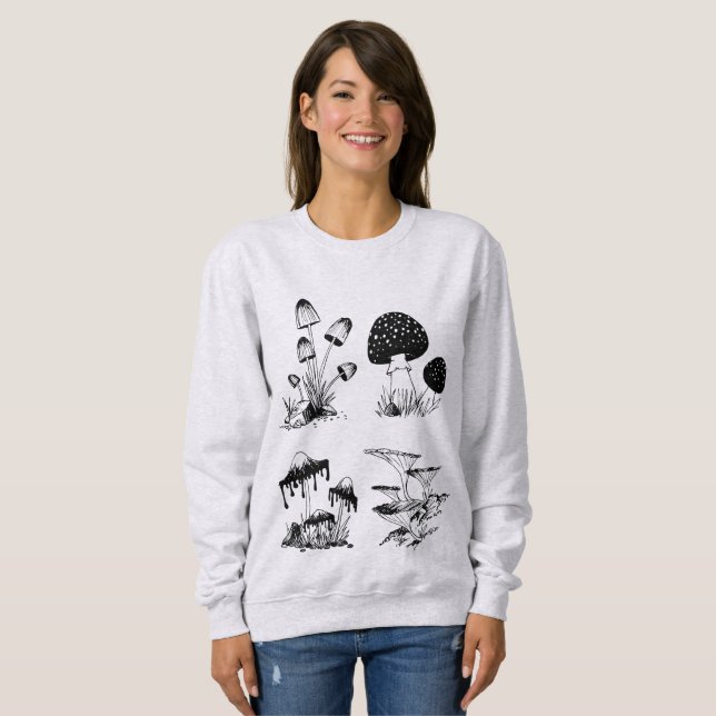 Svart för många champinjoner på vit tee shirt (Hel framsida)