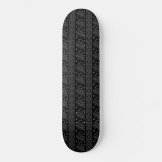 SVART FÖR SVART VAPENSKÖLD FÖR SKATEBOARD