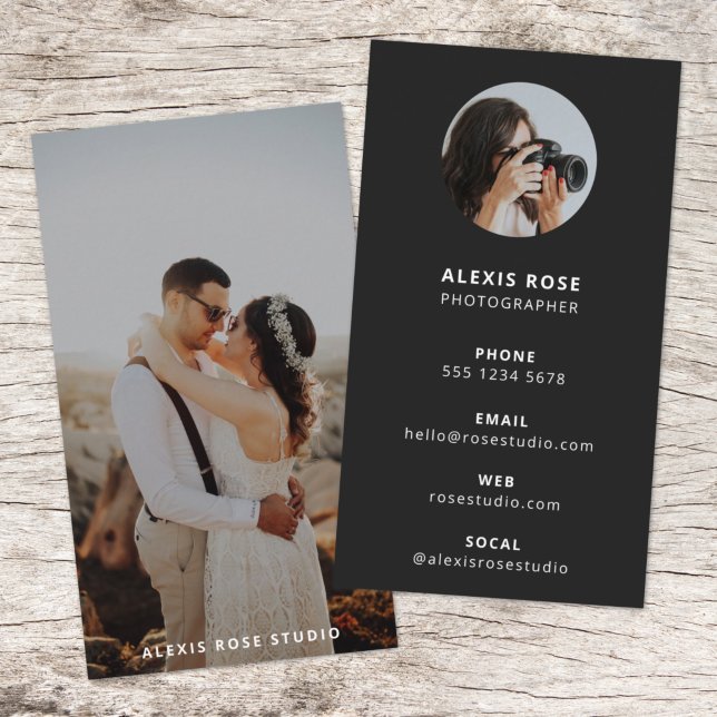 Svart foto med modern minimal Snyggt Visitkort (Modern minimalist black photography business card by Guava - clean, simple and easily customizable)