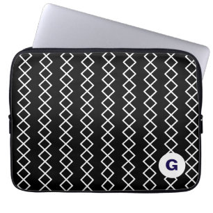 Svart geometrisk datorfodral med monogram
