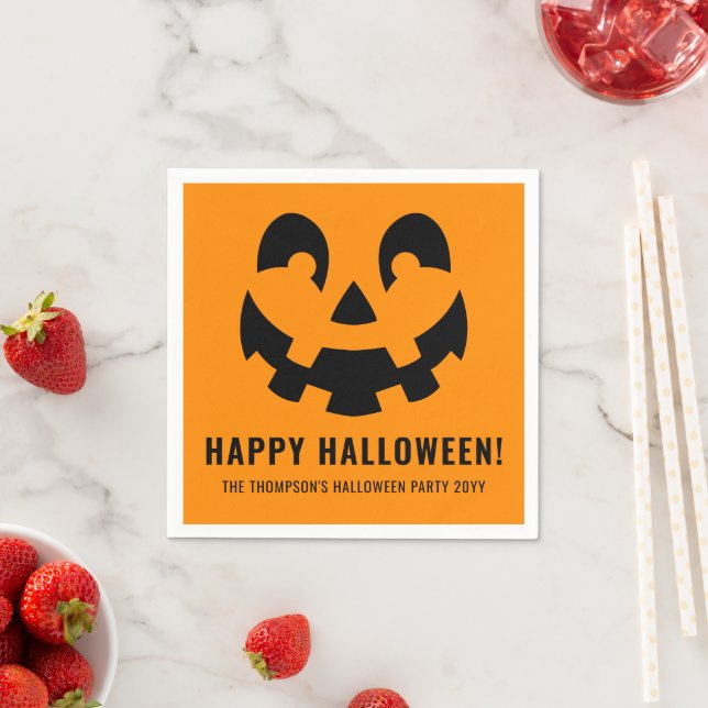 Svart Glad Halloween Pumpa Ansikte Form På Orange Pappersservett (Insitu)