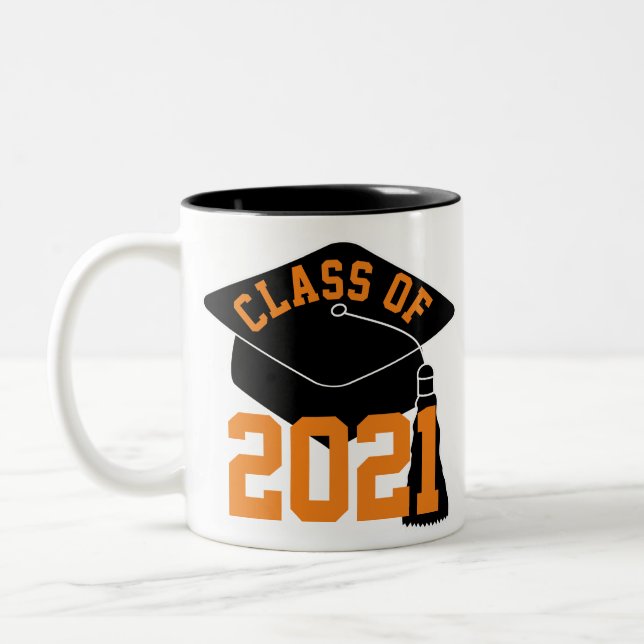 Svart Grad Cap Orange Class of 2024 Två-Tonad Mugg (Vänster)