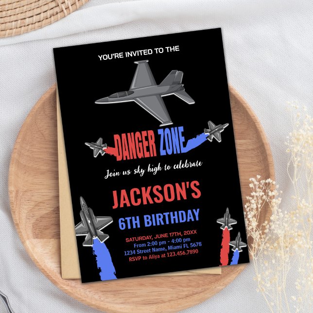 Svart Grått Fighter Jet Birthday-inbjudan Inbjudningar (Black Gray Fighter Jet Birthday Invitations)