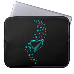 Svart grönt Rainbow Heart med stjärnor på svart Laptop Sleeve