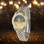Svart guld namn-elegantens svarta båge på 16 år armbandsur<br><div class="desc">Elegant,  klassisk,  glamorös och feminin. En faux guld färgad båge och ribbon,  lite av lek och lyx för en födelsedagspresent eller keepsaké. Svart bakgrund. Mallar för hennes namn och ålder 16 år. Namn är skrivet med ett modernt handskript i stil. Golden färgad nummer mellan 9 och 3</div>