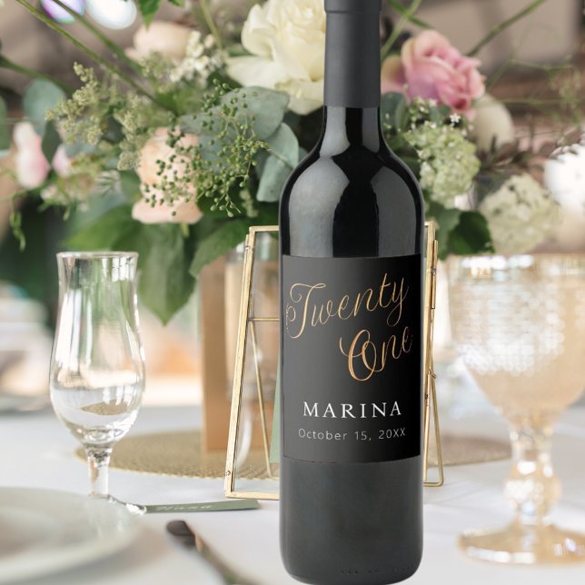 Svart guld namn-skript, 21:a födelsedag vinflaska etikett (Skapare uppladdad)