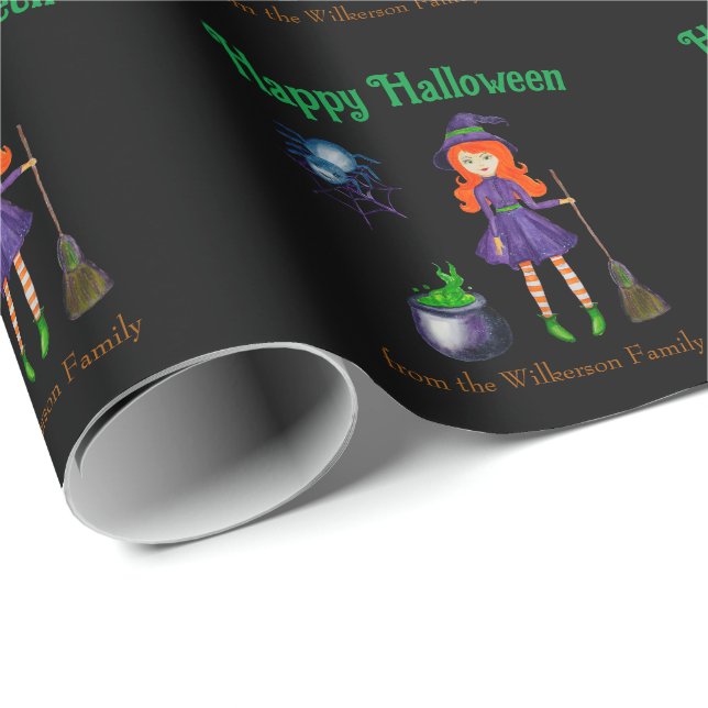 Svart Halloween med det anpassade namnet Witch och Presentpapper (Rullad Hörn)