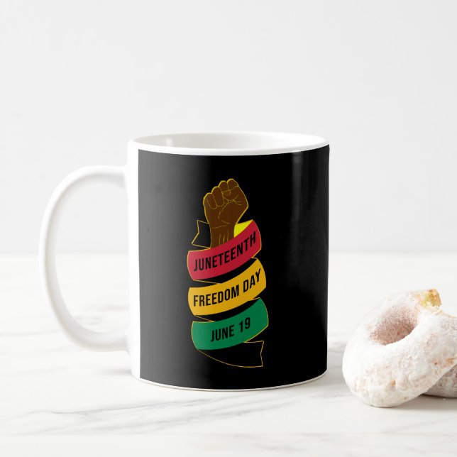 Svart historia om den artonde frihetsdagen kaffemugg (Med munk)