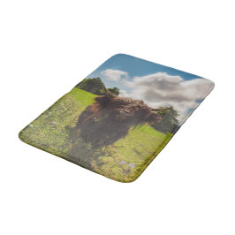 Svart höns med bete grönt fält sol med ljus badrumsmatta