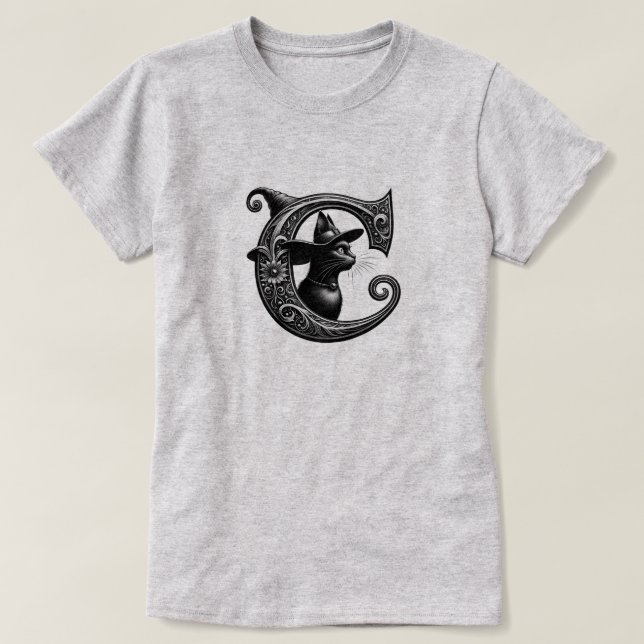 Svart Katt Häxa Häxig Bokstav C Anpassad Initial T Shirt (Design framsida)