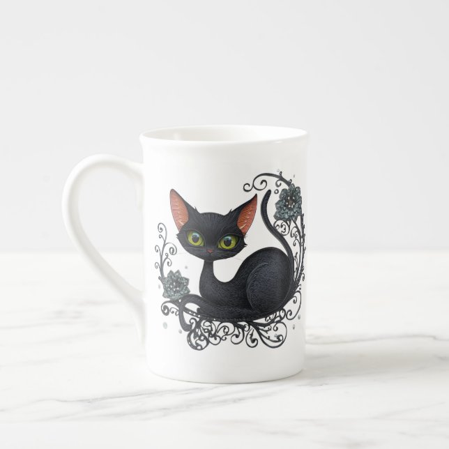 Svart katt i en blomsterkrukka  benporslin mugg (Vänster)