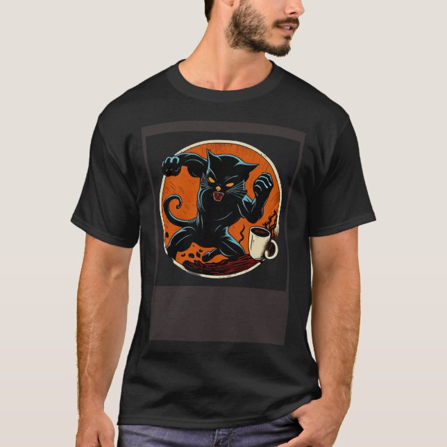 Svart Katt Kampande Kaffe T Shirt (Framsida)