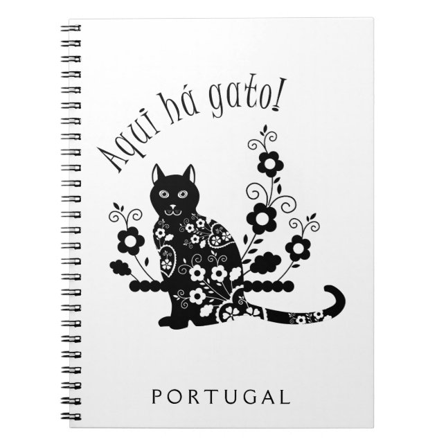 Svart katt med blommor och portugisiskt uttryck anteckningsbok (Framsidan)