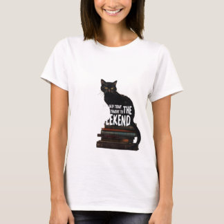 Svart katt på Bokar "Hoppa till Helg" T Shirt