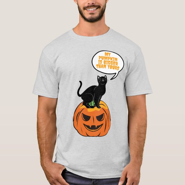 Svart katt på pumpa, Halloween T Shirt (Framsida)