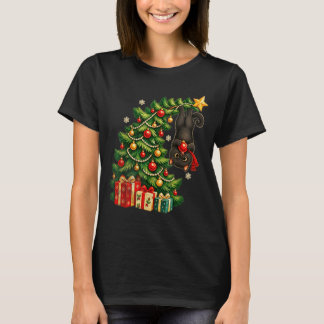 Svart katt som hänger från julgran festlig husdjur t shirt