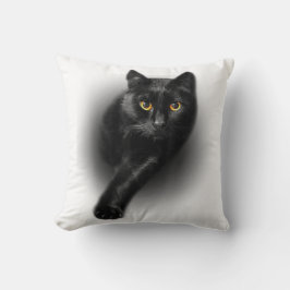Svart kattkattkuddar vid gulten ögon kudde