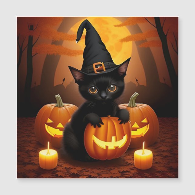 Svart kattunge i häxhatt bland halloweenpumpor (Framsida)