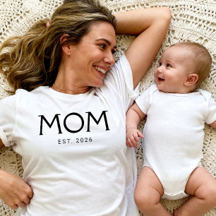 Svart Klassisk Typografi Estalperad Mamma T Shirt