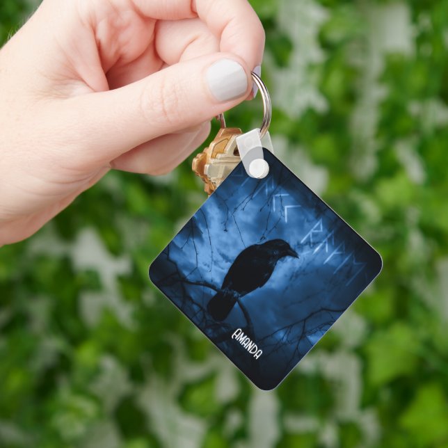 Svart Kråka med Runes Mörk Goth Stil Nyckelring (Hand)