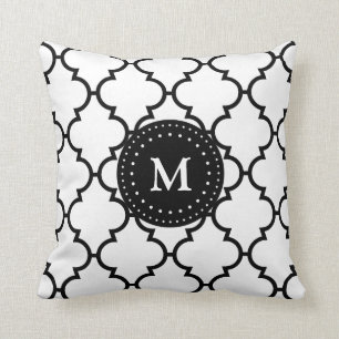 Svart kudder det Monogrammed Quatrefoil för vit Kudde