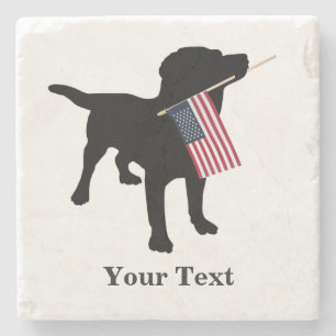 Svart lab hund med USA amerikanska flaggan, 4th av Stenunderlägg
