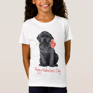 Svart lab valentinro tee