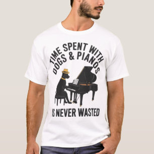 Svart labrador spelar piano - Tid tillbringad med  T Shirt