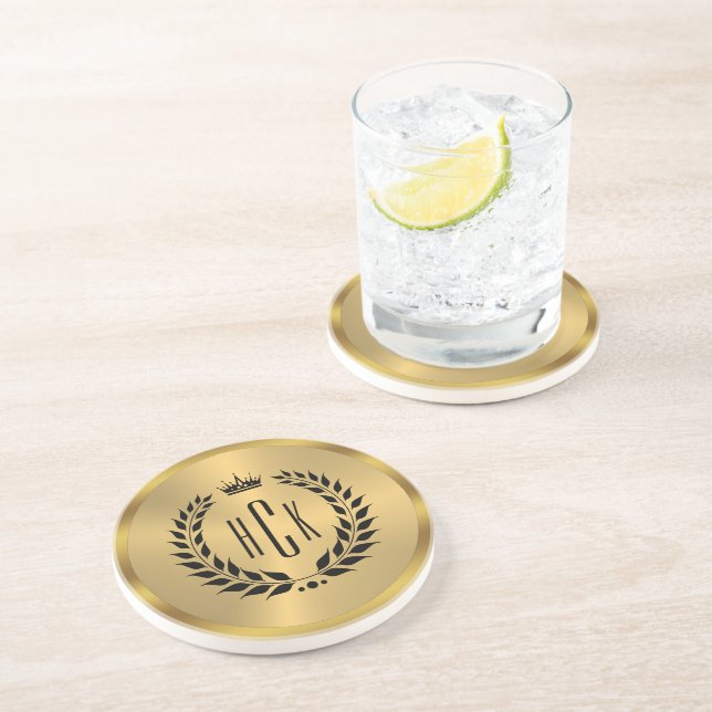 Svart lagerkrans på guld anpassad monogram underlägg (Sidan)