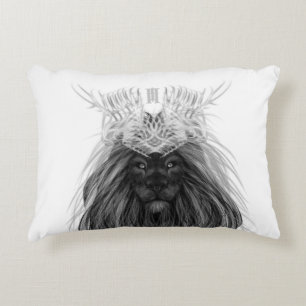 Svart Lejon med Antlers Krona och Monogram Prydnadskudde
