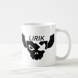 Svart Lirik logotyp på vitmuggen Kaffemugg