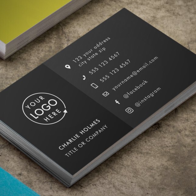 Svart Logotyp | Moderna medieikoner i Social Visitkort (A versatile sleek black business card design perfect for any brand or professional)