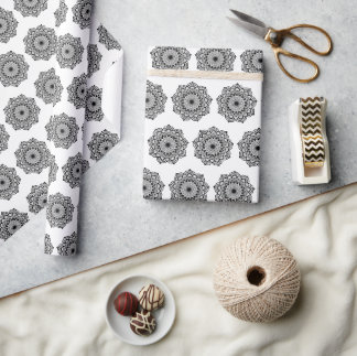 Svart Mandala på vit bakgrund Presentpapper