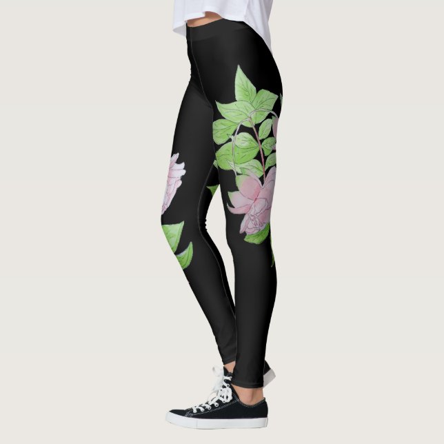 Svart med fetstilt stor rosa blomma mönster blommi leggings (Vänster)