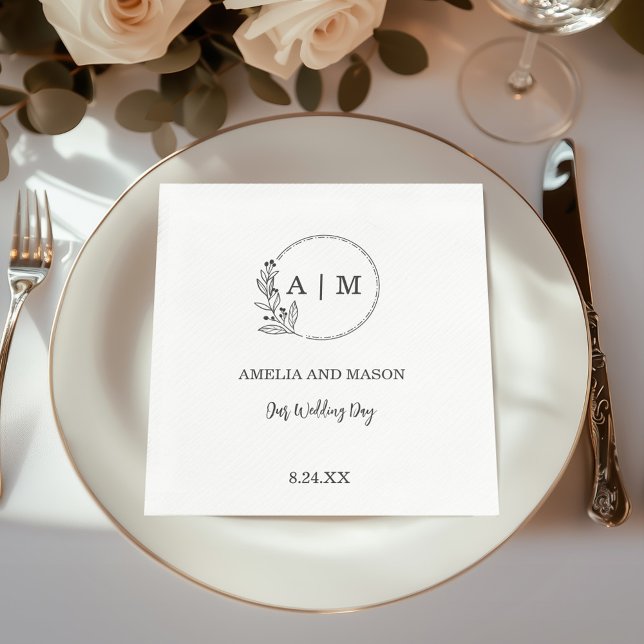 Svart minimal Blommigt, Monogram Bröllop Pappersservett (Black and White Wedding Napkin with Elegant  Floral Monogram)
