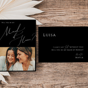 Svart, minimalt skript-fotokort för Maid of honor Inbjudningar